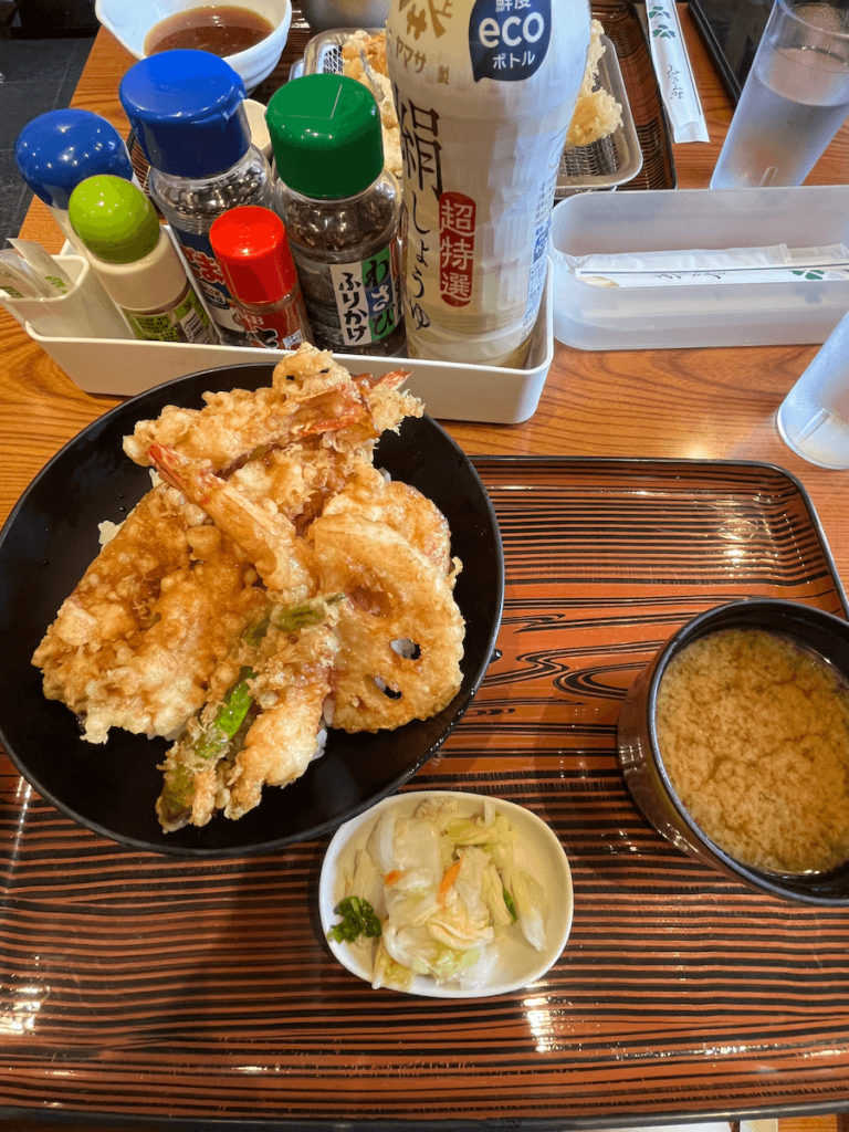 東京豐洲市場美食炸蝦丼天房