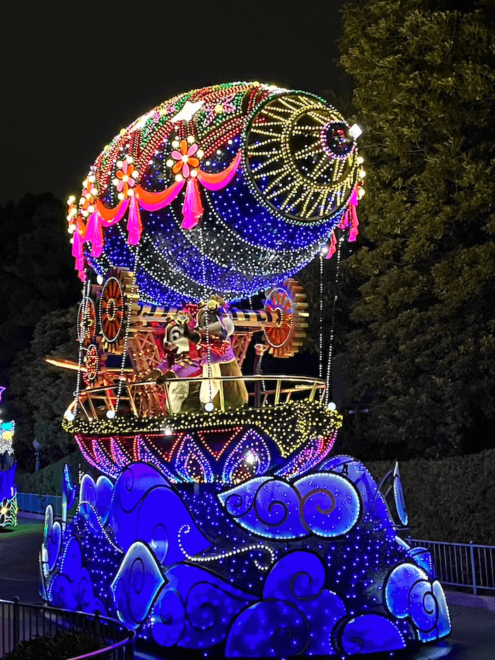 東京迪士尼夜間花車遊行