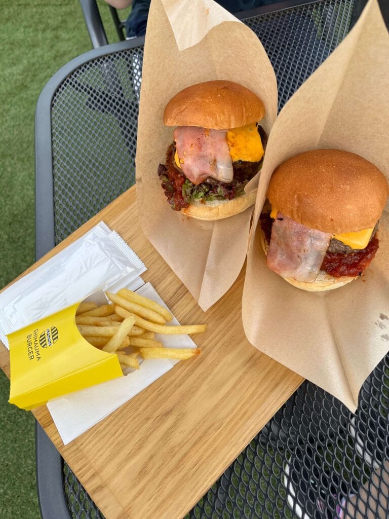 SHIMAUMA BURGER Awajishima Main Restaurant