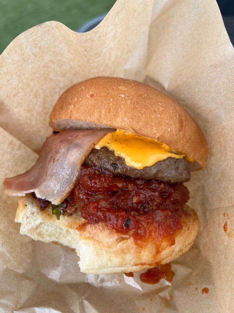SHIMAUMA BURGER Awajishima Main Restaurant