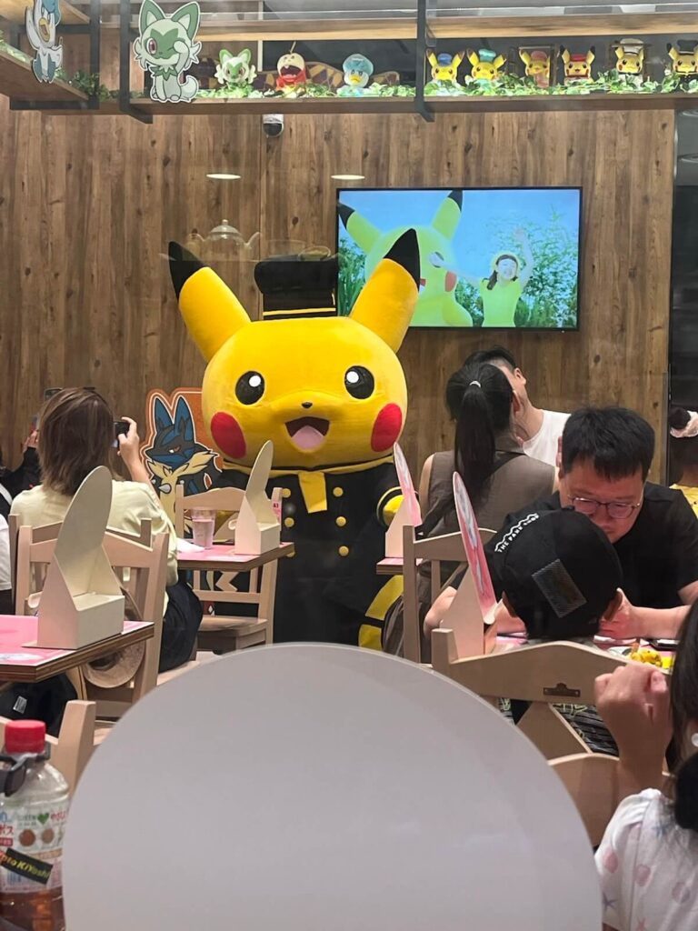 Pokemon Cafe 皮卡丘表演