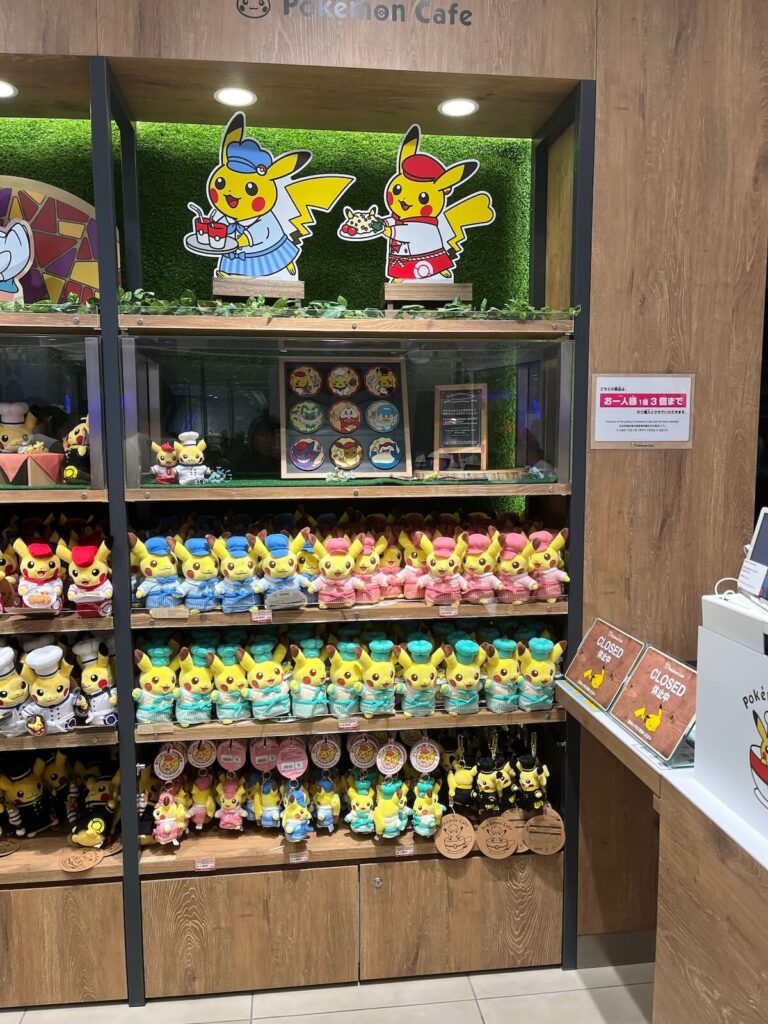 Pokemon Cafe 周邊商品區