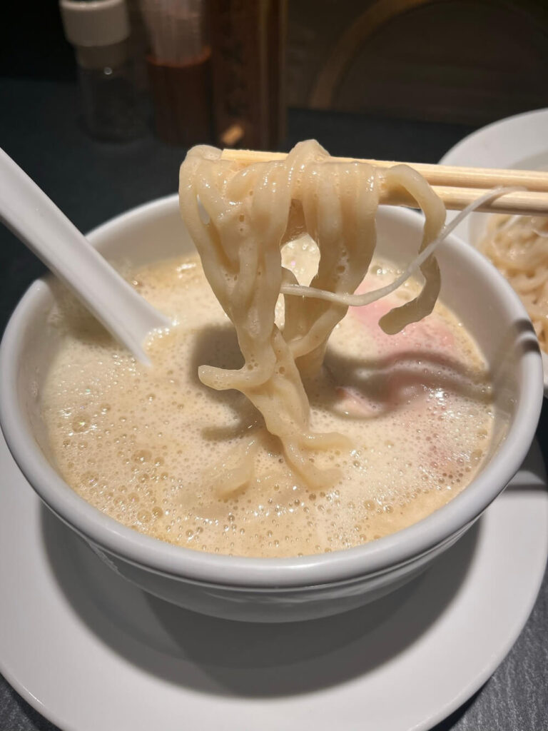 金麦雞白湯拉麵