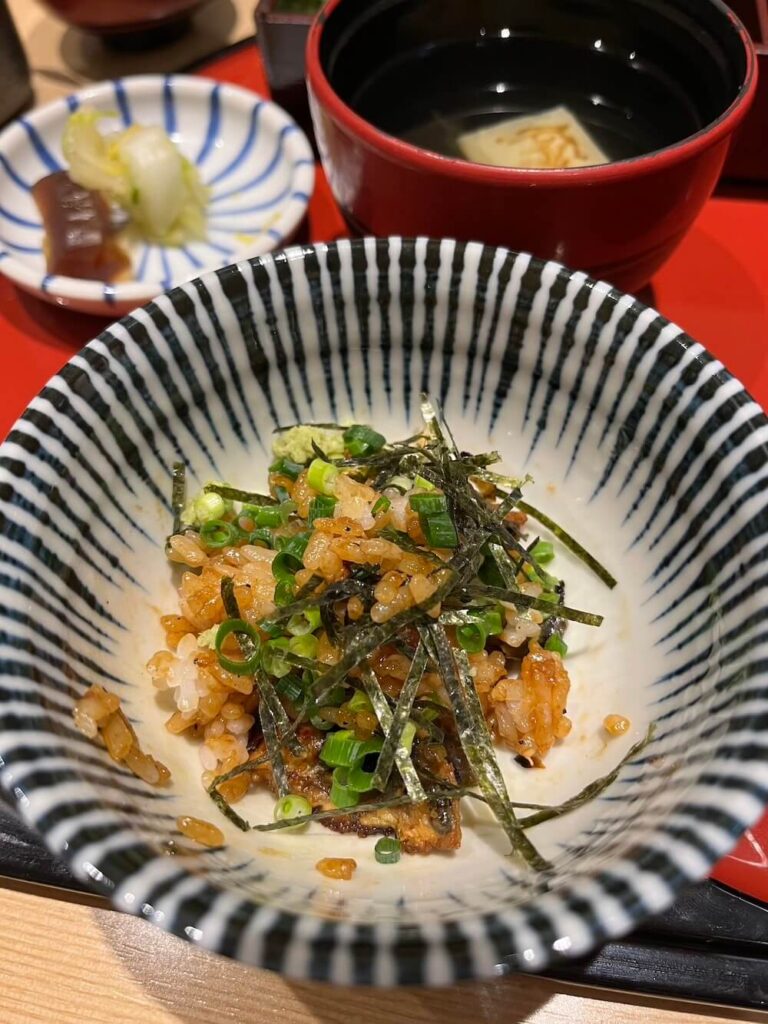 熱田蓬萊軒鰻魚飯