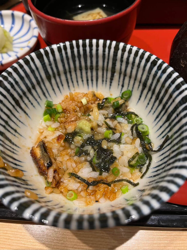 熱田蓬萊軒鰻魚飯:茶泡飯