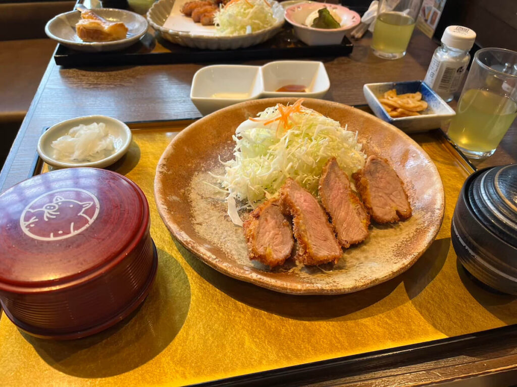 矢場味噌豬排 橫丁店
