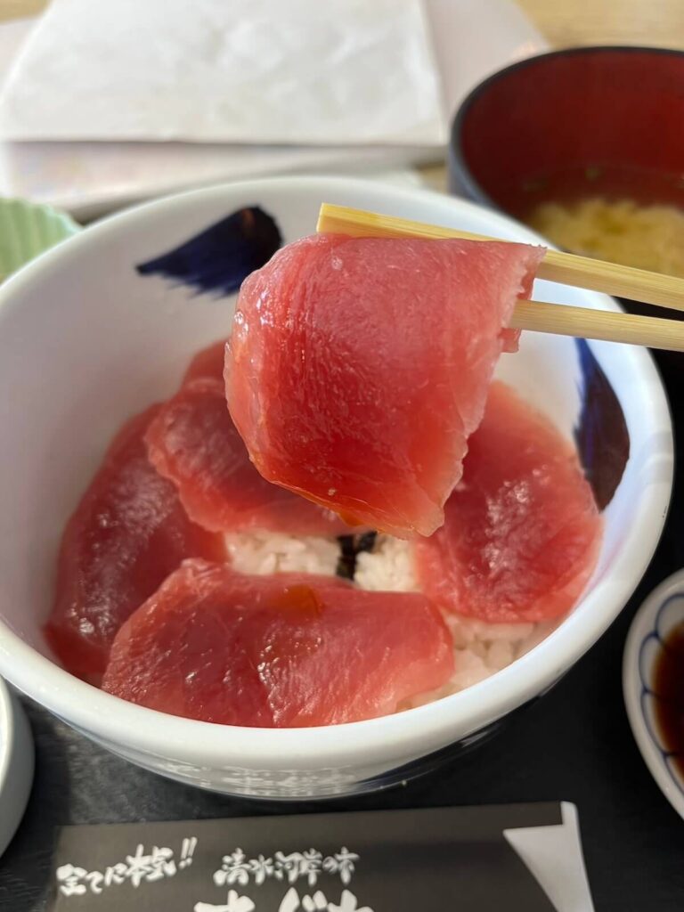清水魚市場 市場館 小川：鐵火丼