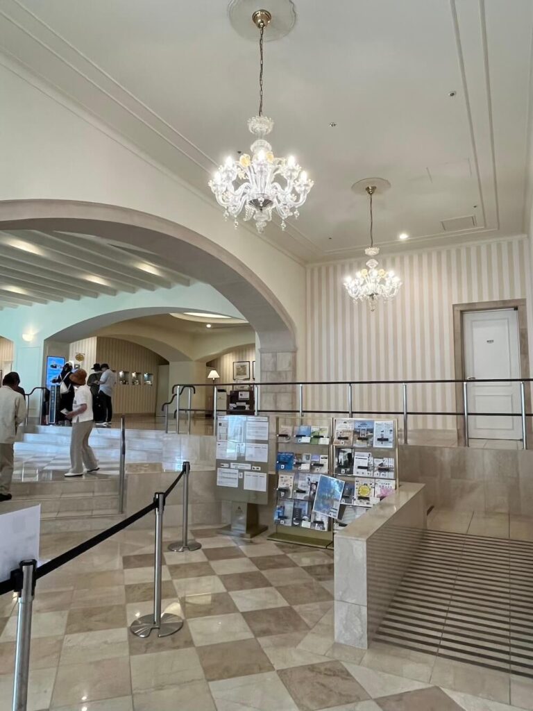 豪斯登堡日航酒店