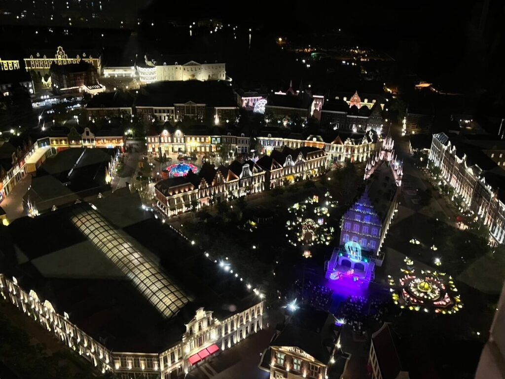 豪斯登堡 夜景